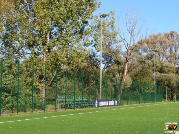 Stadion Miejski Hutnik Kraków Boisko obok B - Kraków