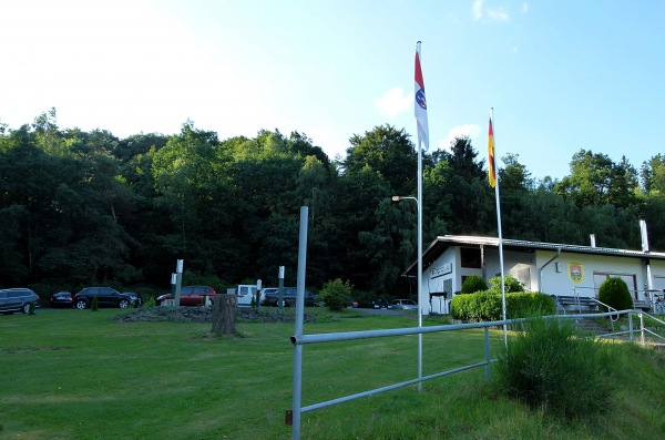 Waldsportplatz - Eschenburg-Roth