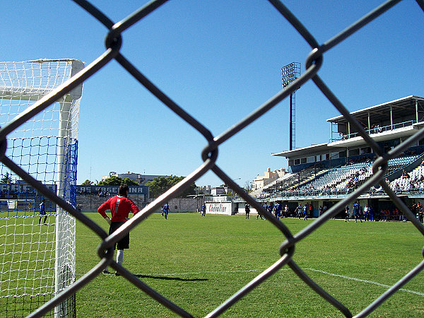 Estadio Tres de Febrero - José Ingenieros, BA