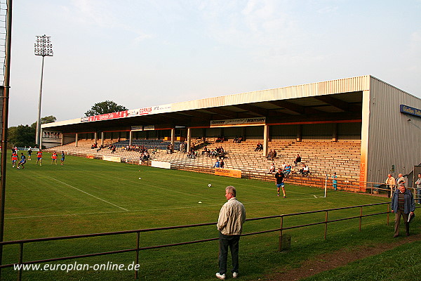 Günther-Volker-Stadion - Celle