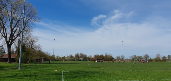 Stadion Tratteilstraße Nebenplatz 3 - Mering