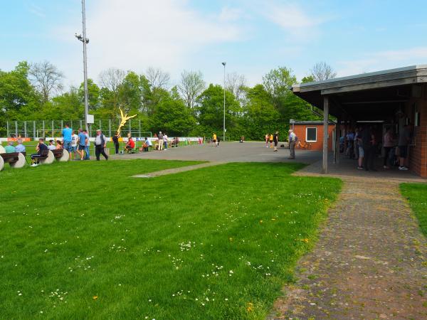 Sportplatz an der Gemeinschaftshalle - Lippetal-Oestinghausen