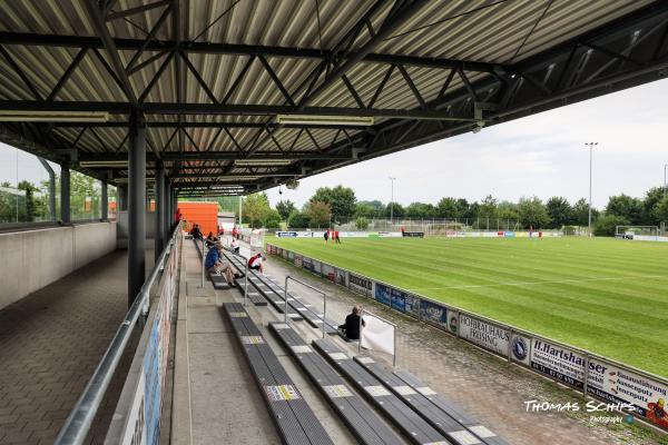 Stadion am Airport im Sportpark - Hallbergmoos