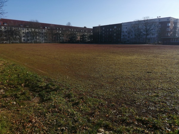 Sportplatz Quellenweg - Hamburg-Hamm