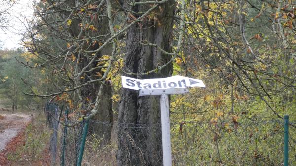 Militärstadion an der Höheren Fliegertechnischen Schule - Niedergörsdorf-Altes Lager