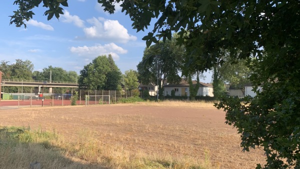 Bezirkssportanlage Düsseldorfer Straße Platz 3 - Duisburg-Wanheimerort