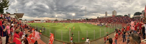Estádio Onésio Brasileiro Alvarenga - Goiânia, GO
