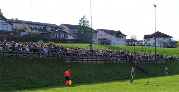 Sportplatz Neukirchen - Neukirchen an der Vöckla