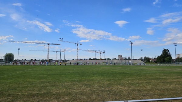 Bezirkssportanlage Lerchenauer Straße - München-Feldmoching