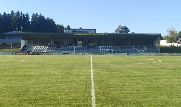 Raiffeisen Waldstadion - Sattledt