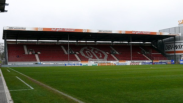 Bruchwegstadion auf dem WOLFGANG FRANK CAMPUS - Mainz