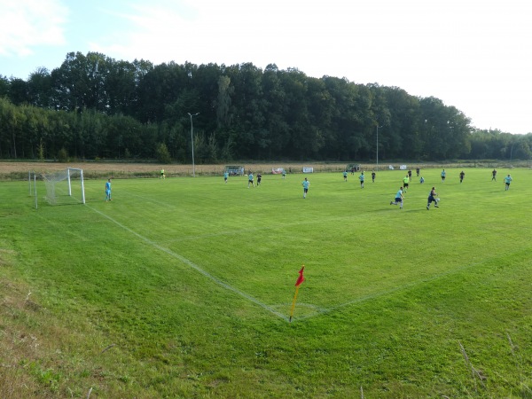 Boisko w Stare Jaroszowicach - Stare Jaroszowice