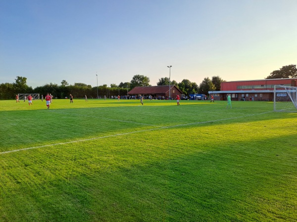 Sportplatz Bredenbek B - Bredenbek