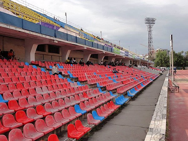 Stadion im. Dolena Omurzakova - Bishkek