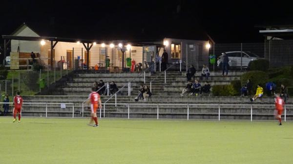Rheingau-Stadion Nebenplatz - Geisenheim