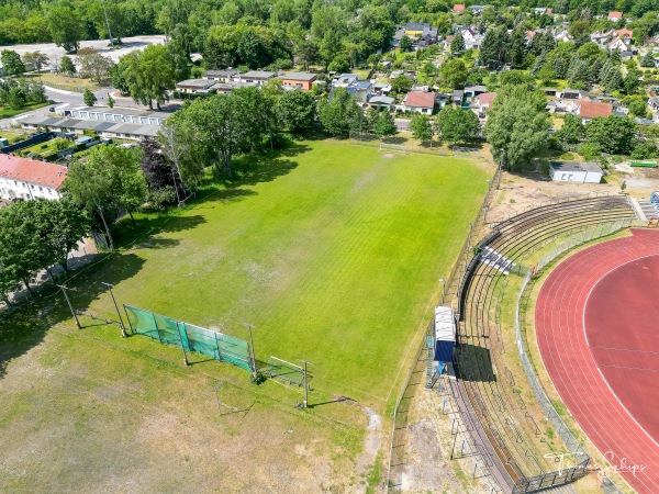 Stadion am Quenz Nebenplatz 2 - Brandenburg/Havel