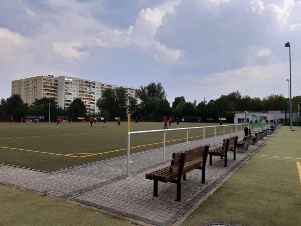 Sportplatz Schönagelstraße - Berlin-Marzahn