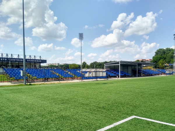 Jonavos rajono centrinis stadionas dirbtinė žolė - Jonava