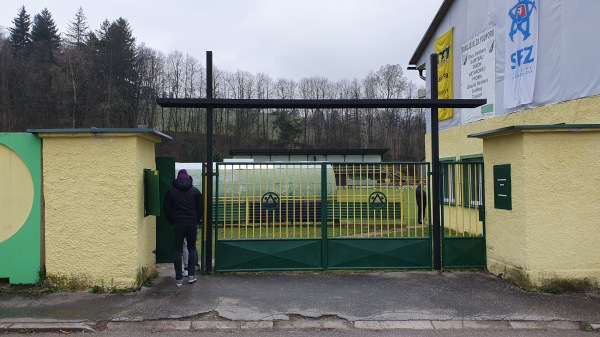 Futbalové ihrisko Stráňavy - Stráňavy