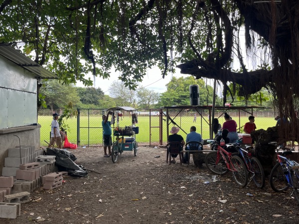 Cancha Deportiva Rafael López - Loma Larga