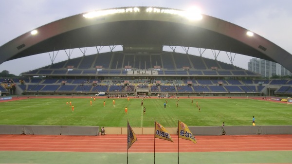 Gwangju World Cup Stadium - Gwangju