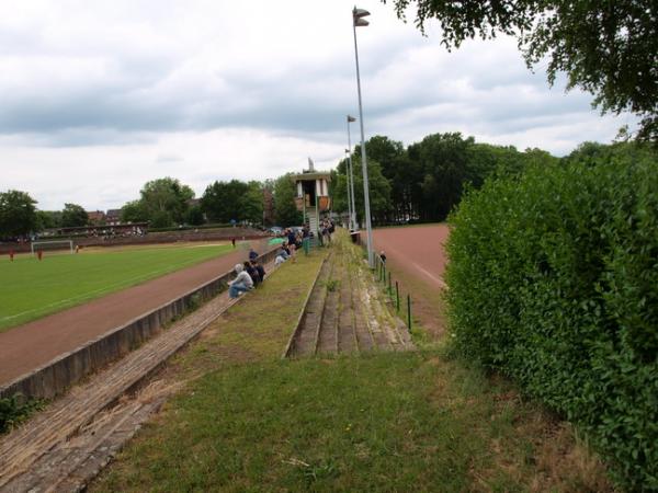 Rheinpreußenstadion Nebenplatz - Moers-Meerbeck