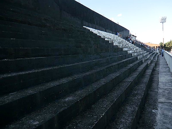 Estadio Gildo Francisco Ghersinich - Gerli, BA