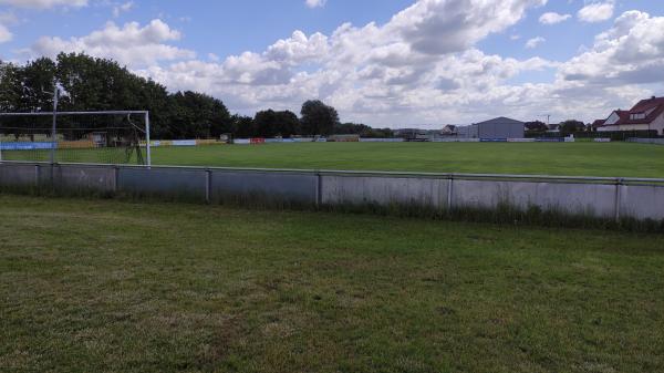 Sportanlage Hesselberger Straße - Heßdorf-Niederlindach