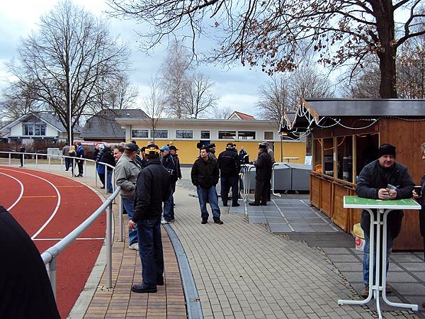 Friedrich-Ludwig-Jahn-Sportplatz 2 - Schöneiche bei Berlin