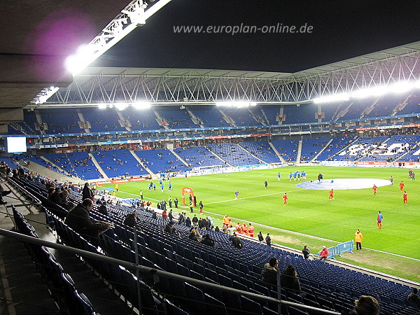 Stage Front Stadium - Barcelona, CT