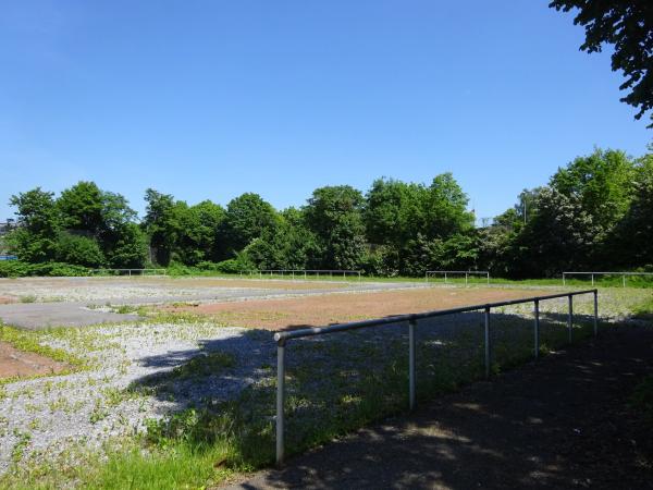 Sportplatz Planckstraße - Essen/Ruhr-Holsterhausen