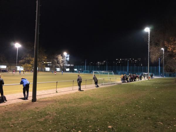 Sportanlage Paul-Heyse-Straße Platz 2 - Berlin-Prenzlauer Berg