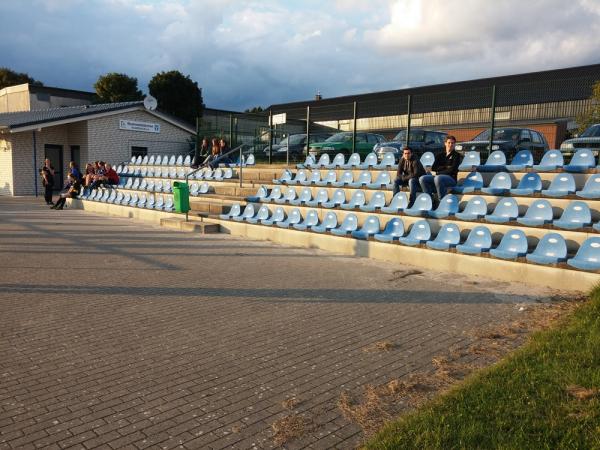 Sportplatz Auf der Stummel - Neuenrade-Affeln