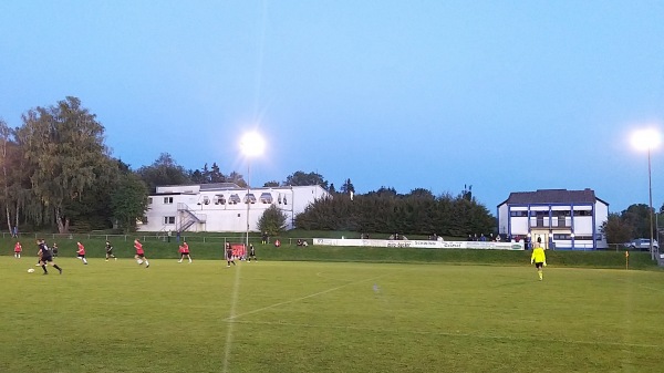 Stadion In der Aue Nebenplatz - Ober-Ramstadt