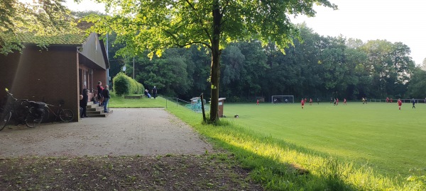 Waldsportplatz Glück Auf - Wennigsen/Deister-Bredenbeck
