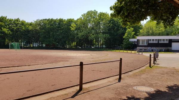 Sportplatz Büttnerstraße - Dortmund-Lanstrop