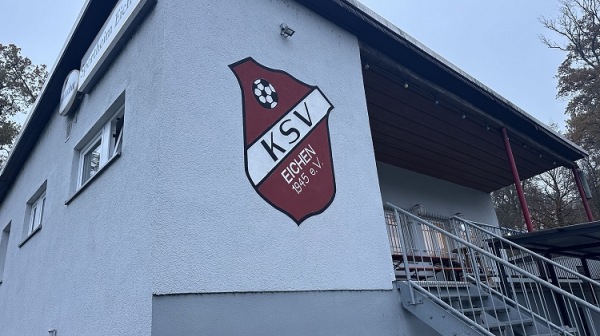 Eichwaldstadion Nebenplatz - Nidderau-Eichen