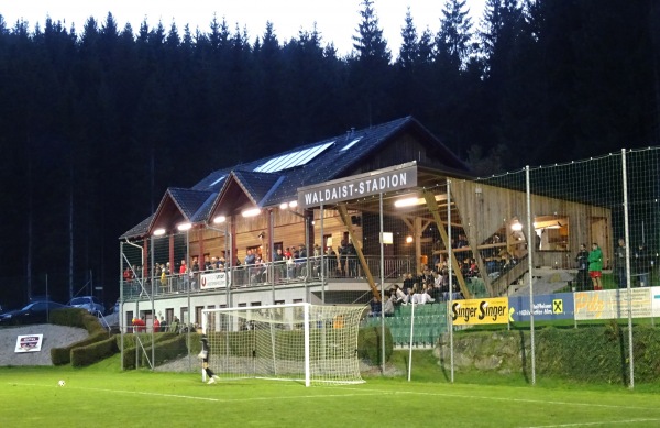 Waldaiststadion - Weitersfelden