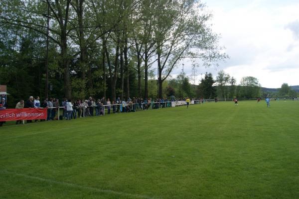 Sportplatz Am Ochsenberg - Thermalbad Wiesenbad-Wiesa