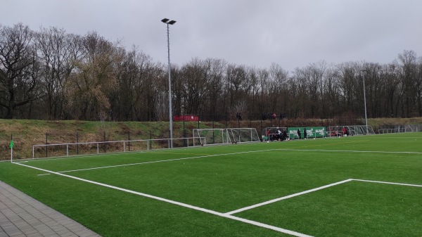 Alfred-Kunze-Sportpark Platz 4.2 - Leipzig-Leutzsch