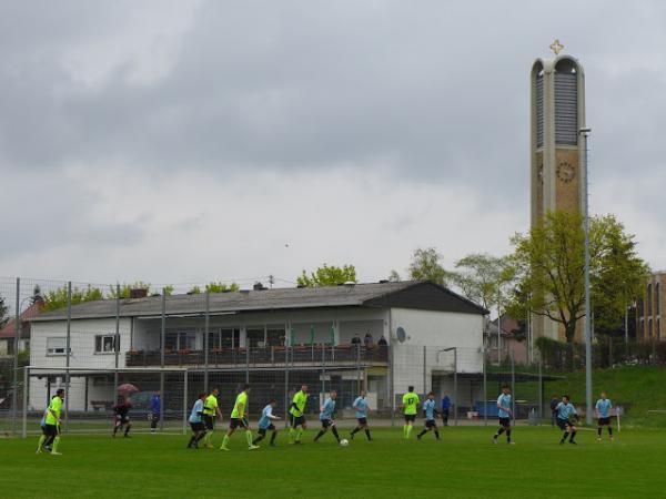 Sportanlage Hertzstraße - Westplatz - Karlsruhe-Mühlburg