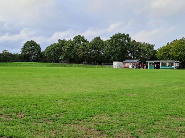 Sportanlage an der Schule - Osdorf