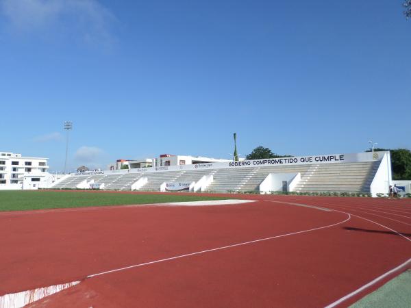 Unidad Deportiva Mario Villanueva Madrid - Playa del Carmen