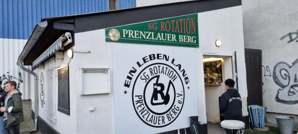 Tesch-Sportplatz - Berlin-Prenzlauer Berg