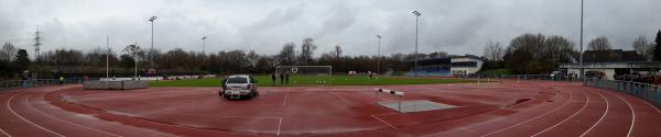 Städtisches Stadion der Bezirkssportanlage Am Bandsbusch - Hilden