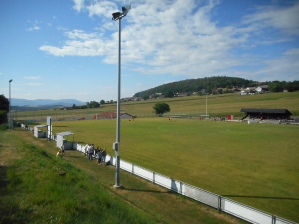 Sportplatz Neukirchen - Neukirchen beim Heiligen Blut