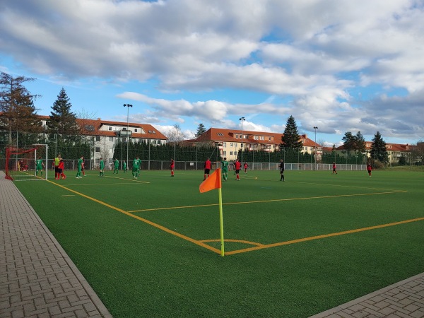 Werner-Seelenbinder-Sportplatz 2 - Erfurt-Daberstedt