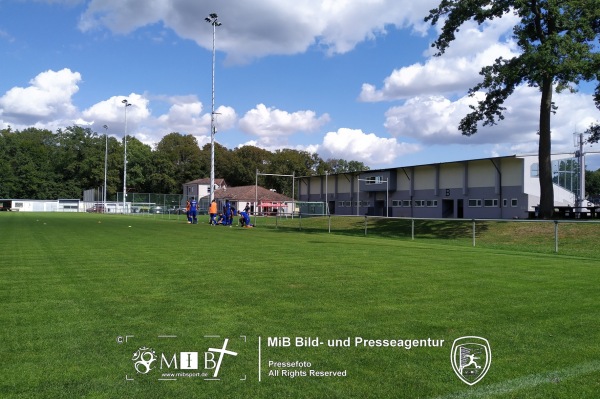 Herbert-Dröse-Stadion Nebenplatz 1 - Hanau-Wilhelmsbad