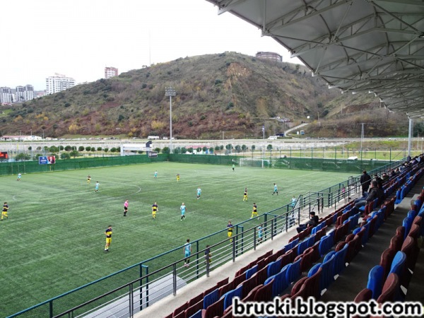 Akyazı Futbol Sahası - Ortahisar/Trabzon