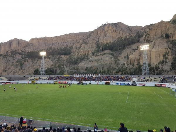 Estadio Rafael Mendoza Castellón - La Paz